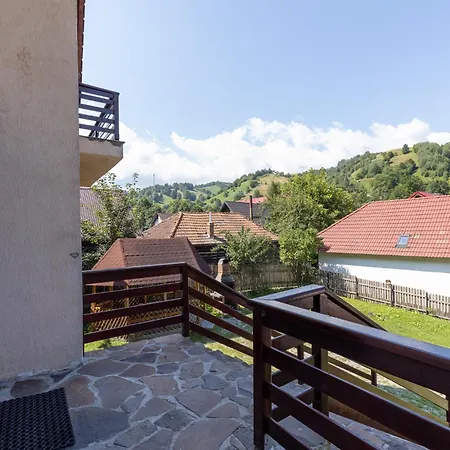 Roua Vila